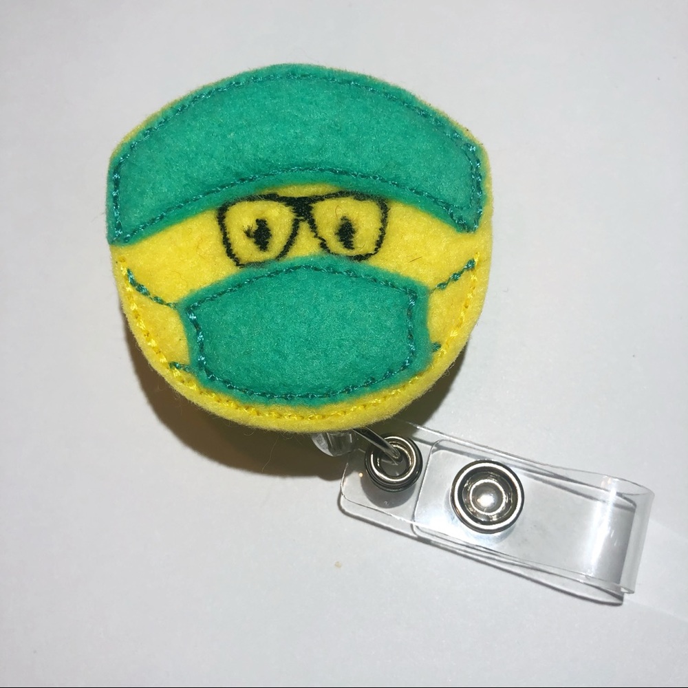 Smiley Surgeon Felt Badge Reel